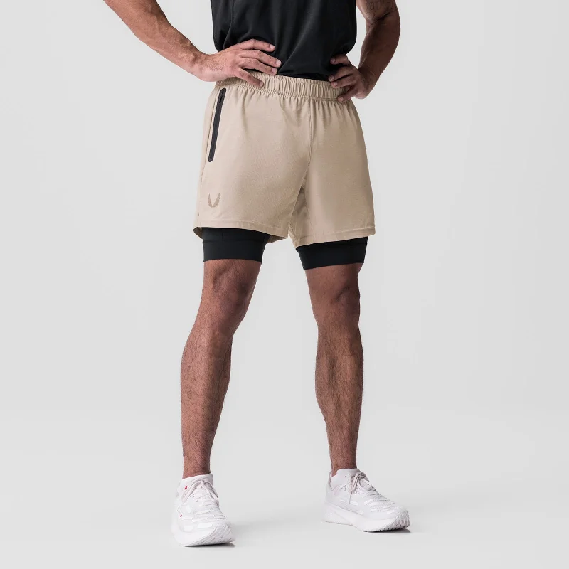 0784. Ultralite™ 6"" Liner Short   - Beige/Black