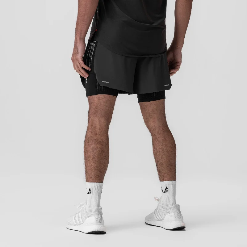 0953. Aerotex™ Hybrid Liner Short - Space Grey/Black