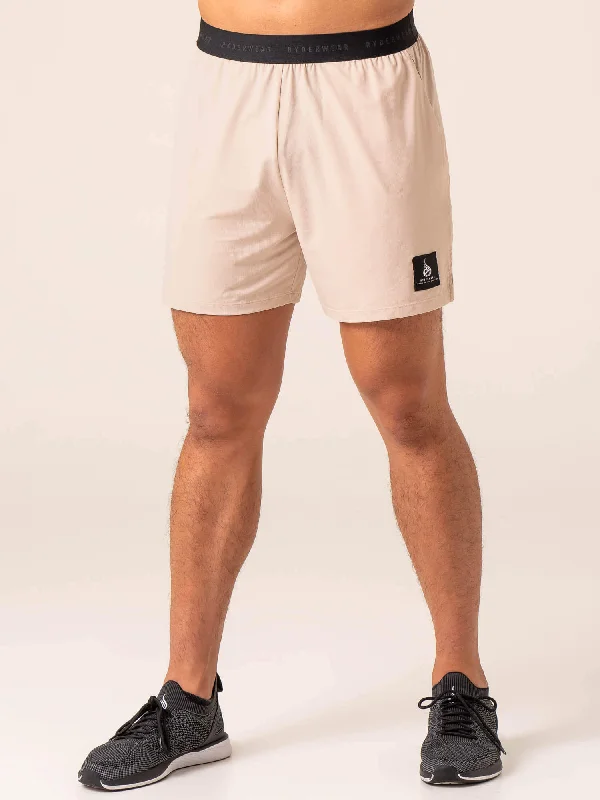 Terrain Mesh Gym Shorts - Chalk