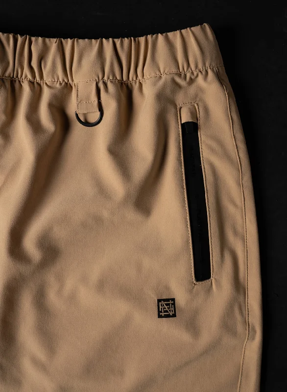 EVERYDAY SHORTIES 5.5"" - KHAKI