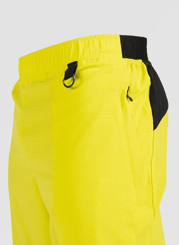 MEN'S TEK TRAINING SHORTS - NEON